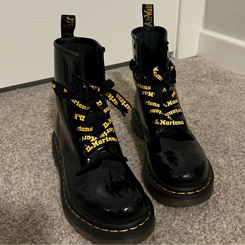 Doc Marten’s Size 8… 1460 Women’s Patent Boots